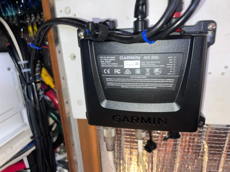 Slide: The Image of Hunter Passage 42 1993 - 89