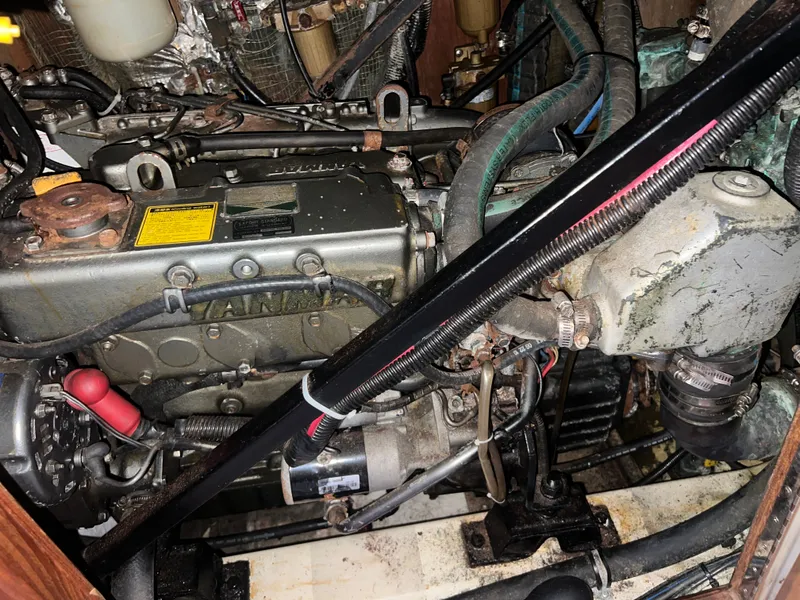 Slide: The Image of Hunter Passage 42 1993 - 93