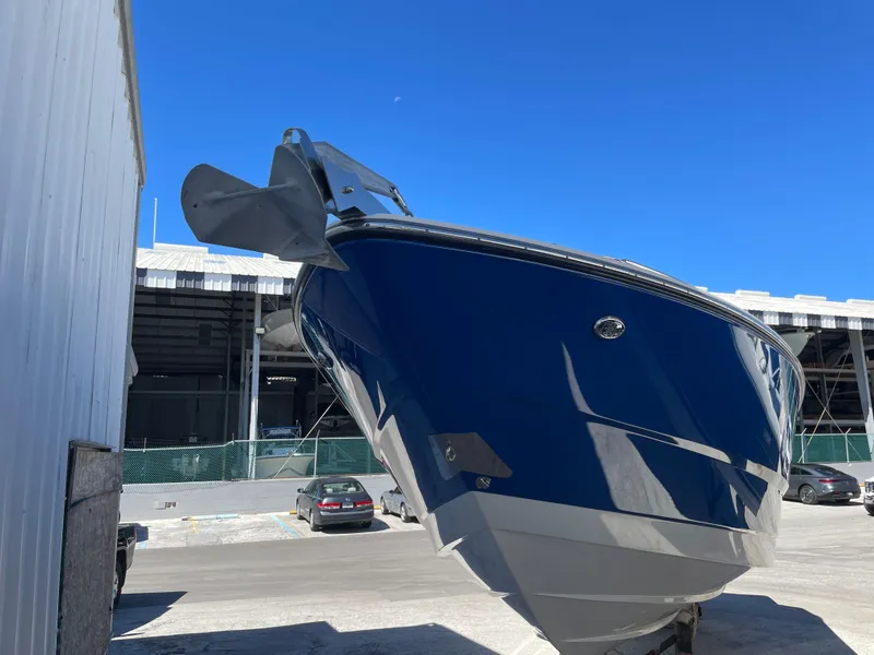 Slide: The Image of Monterey 328SS Super Sport 2019 - 2