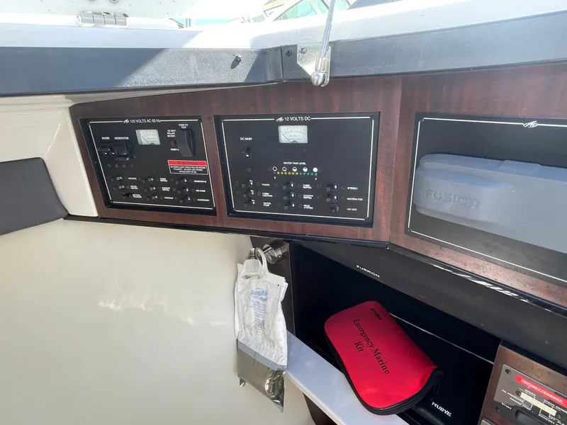 Slide: The Image of Monterey 328SS Super Sport 2019 - 41