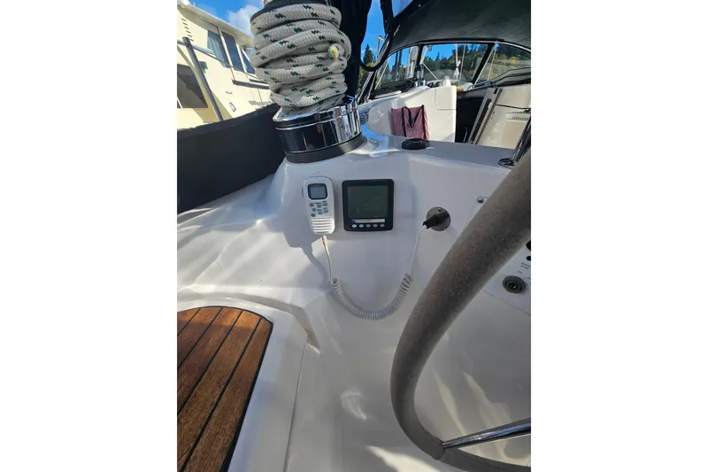 Slide: The Image of Tank-level indicator panel for multiple tanks on a 2013 Marlow-Hunter 50 aft cabin yacht. - 54