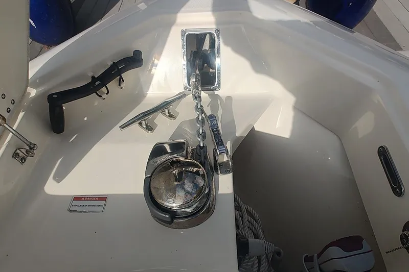 Slide: The Image of 2012 Boston Whaler 280 Outrage anchor system with chain and cleat. - 21