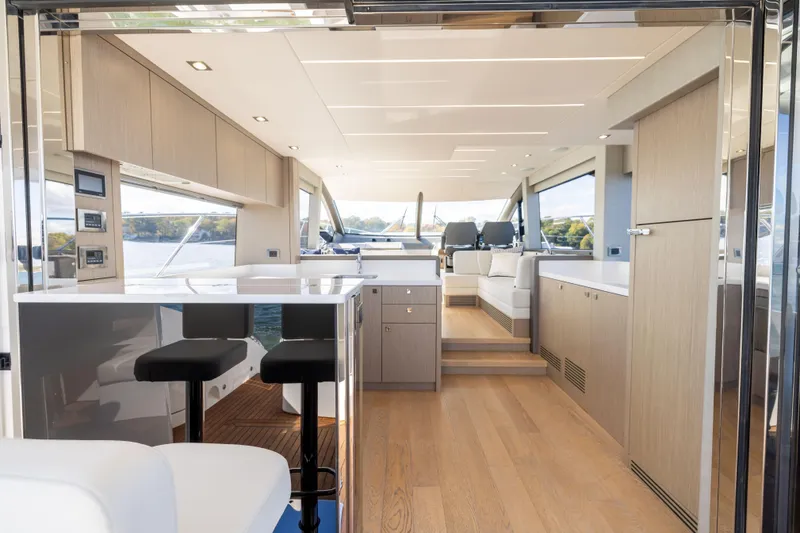 Slide: The Image of Luxurious interior of 2018 Sunseeker Manhattan 52 yacht with modern design and spacious layout. - 21