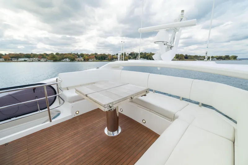 Slide: The Image of Sunseeker Manhattan 52 2018 - 75