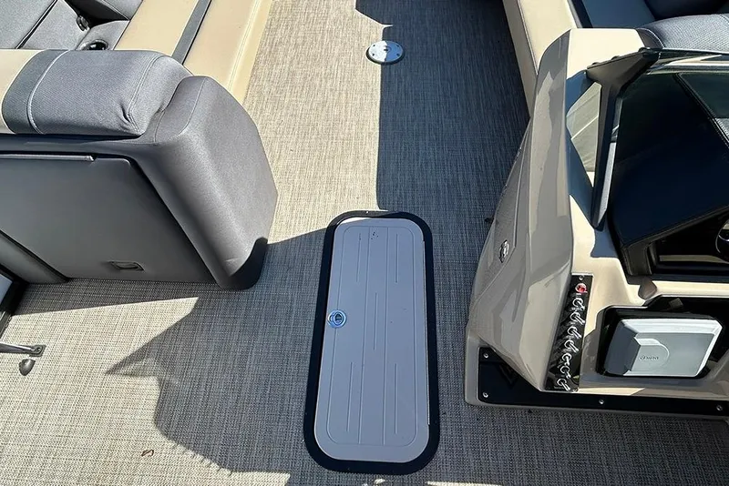 Slide: The Image of Interior of 2025 Viaggio Lago X-Q boat with seating and control panel. - 30