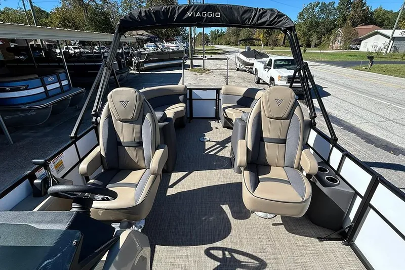 Slide: The Image of 2025 Viaggio Lago X-Q boat interior with plush seating and modern design. - 32