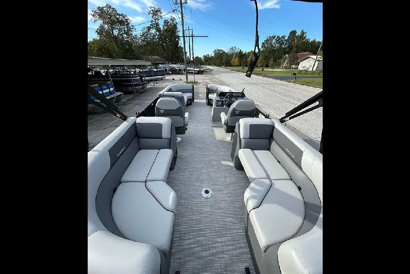 Slide: The Image of 2025 Viaggio Lago V-U pontoon boat with spacious seating and modern design. - 9