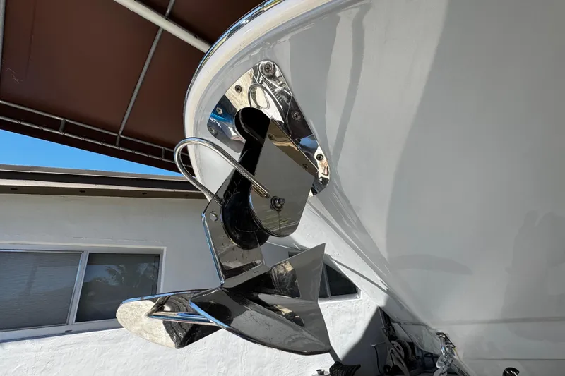 Slide: The Image of 2019 Robalo R272 Center Console boat anchor detail under a canopy. - 7