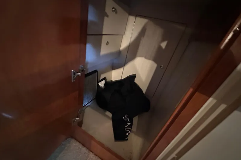 Slide: The Image of 2006 Four Winns 378 Vista yacht bathroom with shower and modern fixtures. - 57