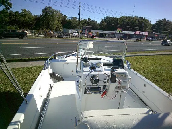 Slide: The Image of Triumph 17' SKIFF 2012 - 4