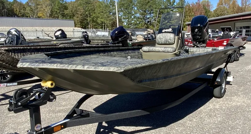 Slide: The Image of Tracker 1860 CC 2026 - 14