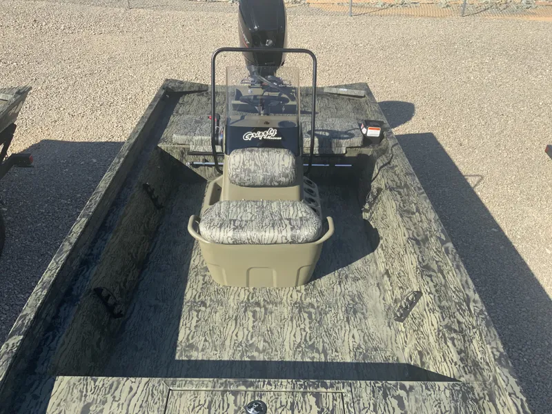 Slide: The Image of Tracker 1860 CC 2026 - 7