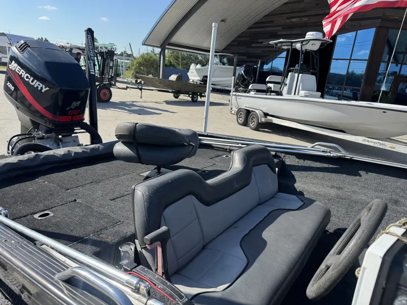 Slide: The Image of Xpress XP18 2001 - 5