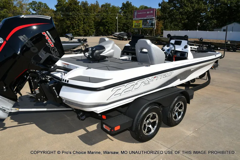 Slide: The Image of Nitro Z20 XL Traction Mat Interior 2026 - 20