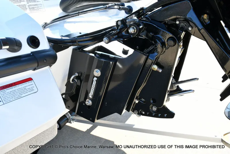 Slide: The Image of Nitro Z20 XL Traction Mat Interior 2026 - 24