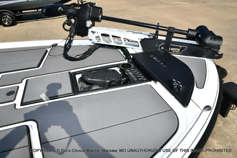 Slide: The Image of Nitro Z20 XL Traction Mat Interior 2026 - 32