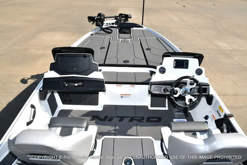 Slide: The Image of Nitro Z20 XL Traction Mat Interior 2026 - 40