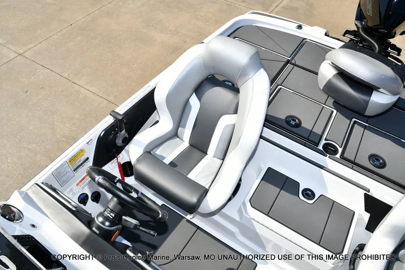 Slide: The Image of Nitro Z20 XL Traction Mat Interior 2026 - 51
