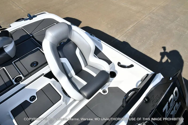 Slide: The Image of Nitro Z20 XL Traction Mat Interior 2026 - 52