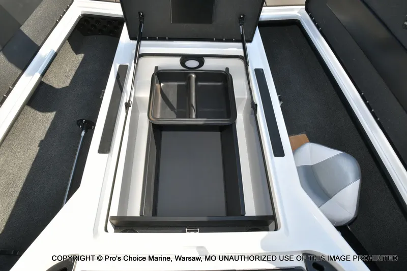 Slide: The Image of Nitro Z20 XL Traction Mat Interior 2026 - 56