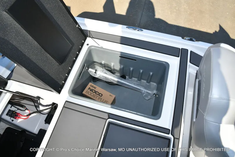 Slide: The Image of Nitro Z20 XL Traction Mat Interior 2026 - 67