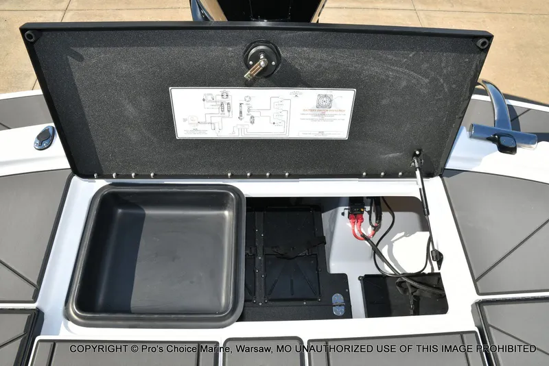 Slide: The Image of Nitro Z20 XL Traction Mat Interior 2026 - 68