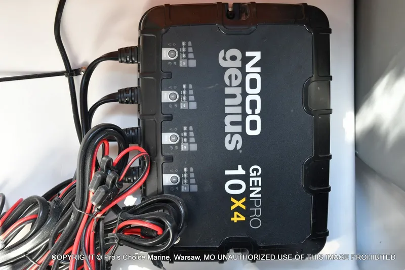 Slide: The Image of Nitro Z20 XL Traction Mat Interior 2026 - 71