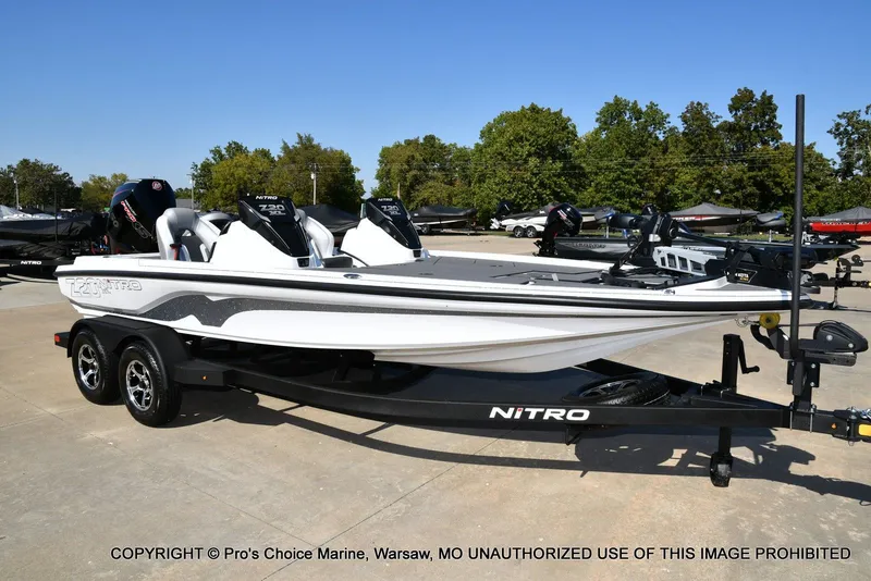 Slide: The Image of Nitro Z20 XL Traction Mat Interior 2026 - 74