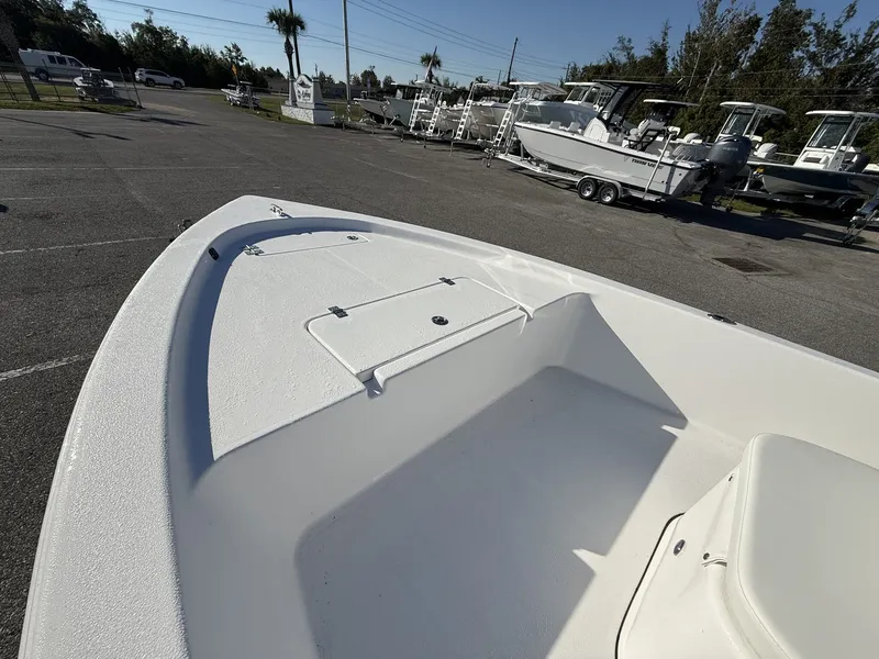 Slide: The Image of Sea Pro 172 Bay 2026 - 3