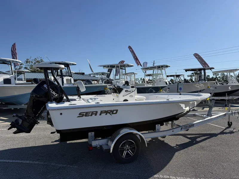 Slide: The Image of Sea Pro 172 Bay 2026 - 6