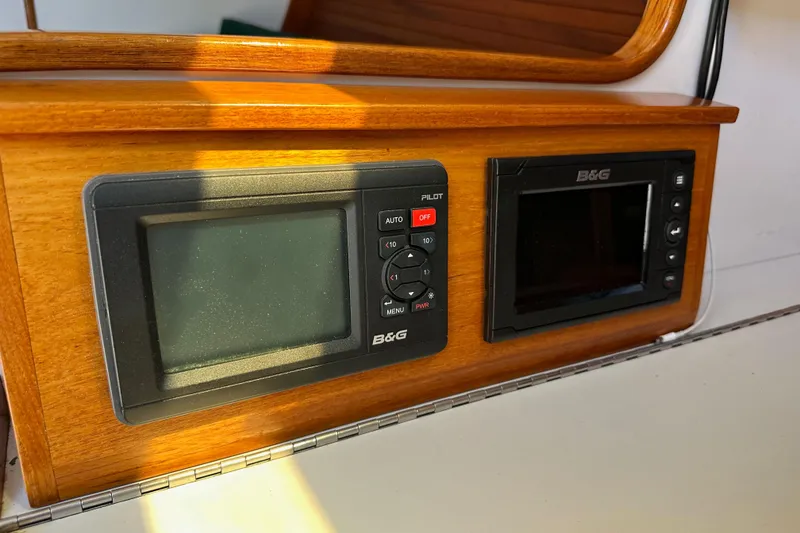 Slide: The Image of B&G navigation instruments on 1996 J Boats J/120 yacht, mounted on wooden panel. - 56
