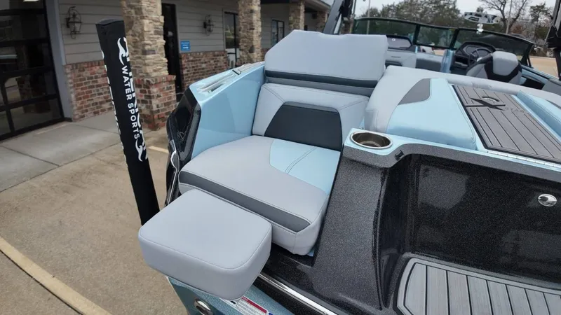 Slide: The Image of MasterCraft XStarS 2024 - 22