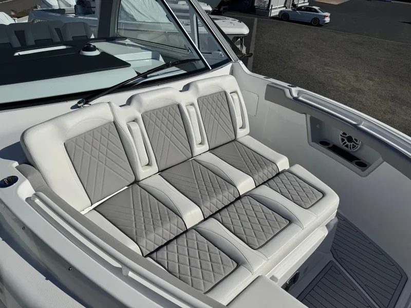 Slide: The Image of Everglades 367 CX 2026 - 6