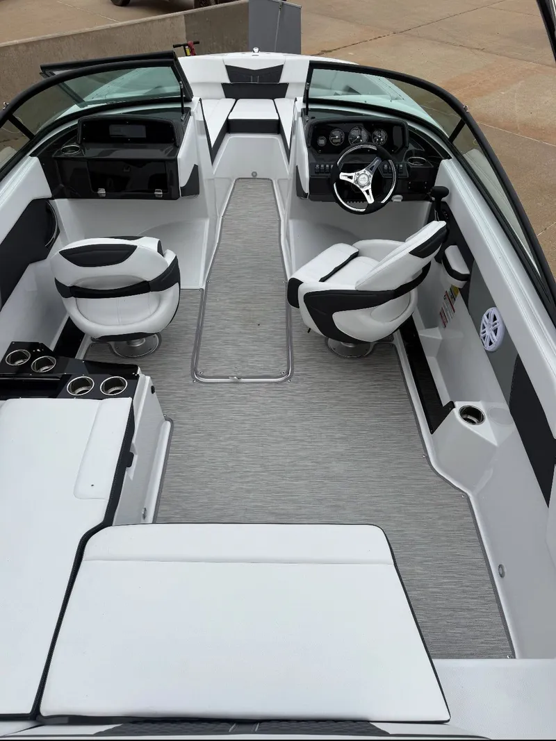 Slide: The Image of Monterey M-225 2026 - 3