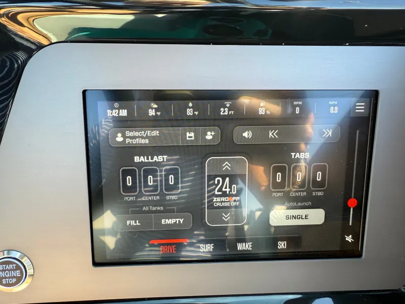 Slide: The Image of MasterCraft NXT22 2026 - 24