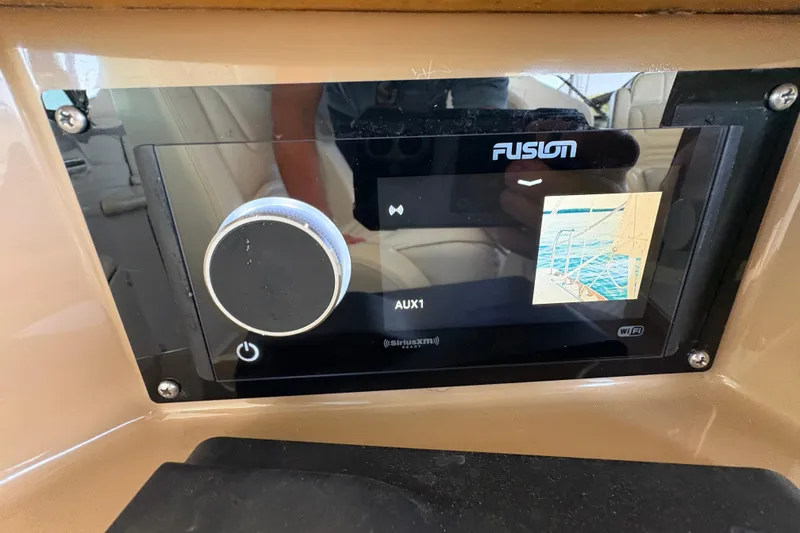 Slide: The Image of Fusion audio system in 2002 Carver 506 Motor Yacht, displaying AUX1 input. - 29