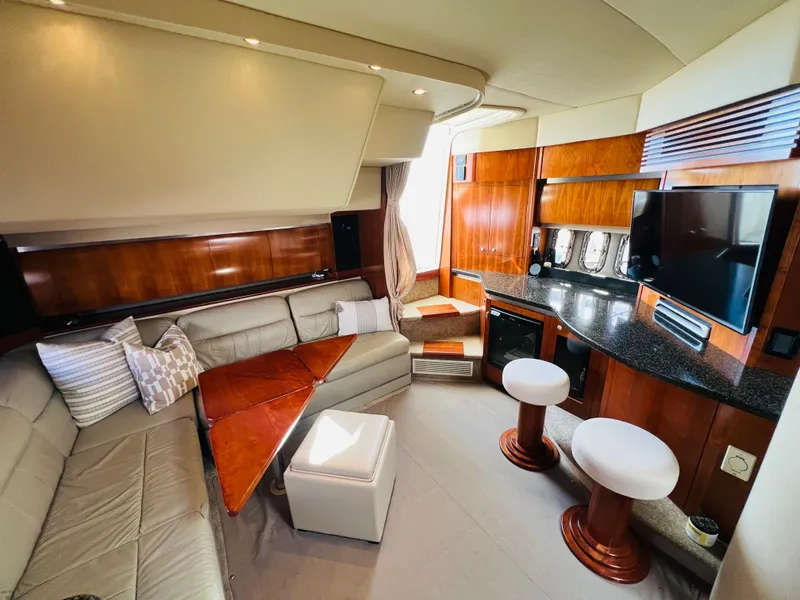 Slide: The Image of Cruisers 420 Express 2006 - 19