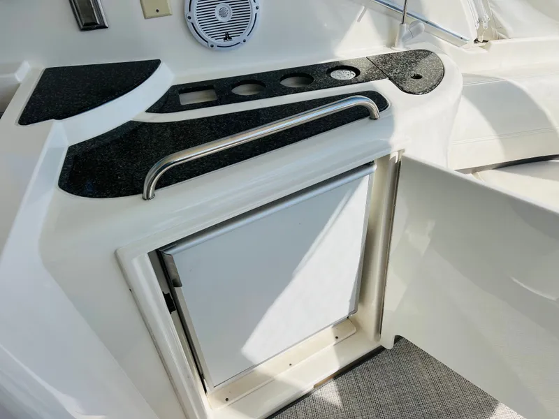 Slide: The Image of Cruisers Yachts 420 Express 2006 - 10