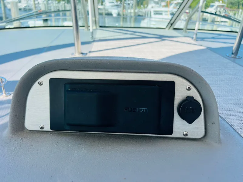 Slide: The Image of Cruisers Yachts 420 Express 2006 - 14