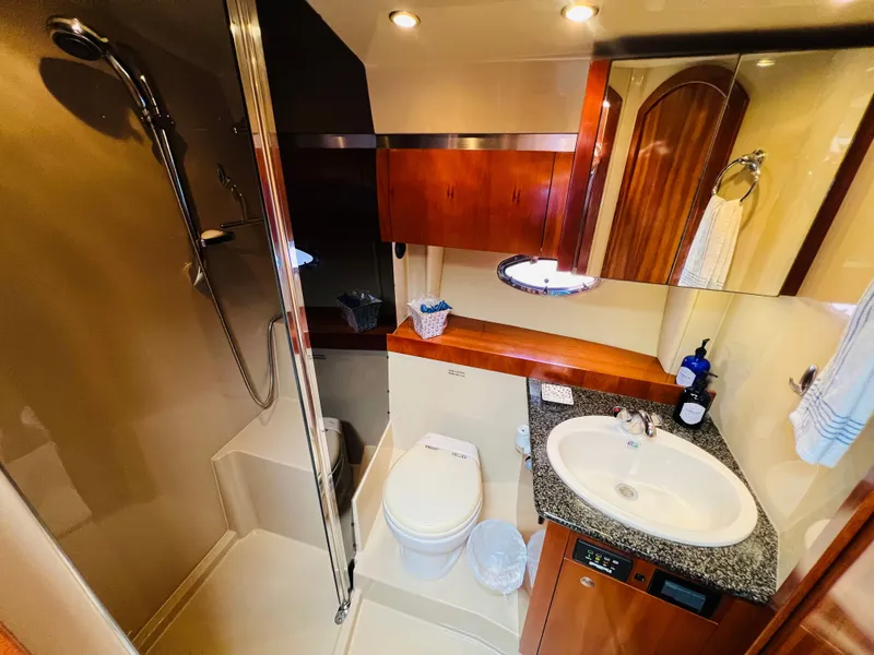 Slide: The Image of Cruisers Yachts 420 Express 2006 - 24