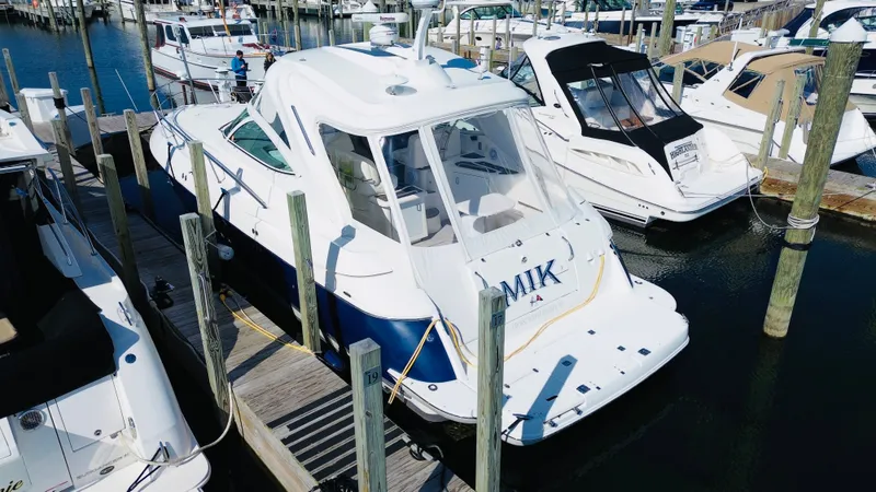 Slide: The Image of Cruisers Yachts 420 Express 2006 - 5