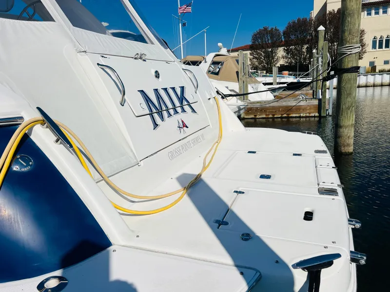 Slide: The Image of Cruisers Yachts 420 Express 2006 - 6