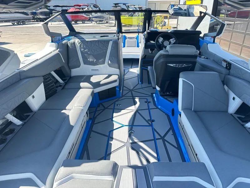 Slide: The Image of Nautique Super Air Nautique G23 Paragon 2026 - 17