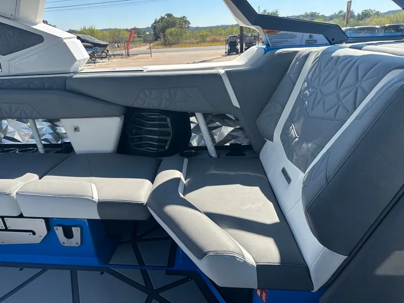 Slide: The Image of Nautique Super Air Nautique G23 Paragon 2026 - 29