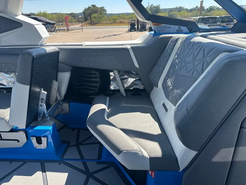 Slide: The Image of Nautique Super Air Nautique G23 Paragon 2026 - 30