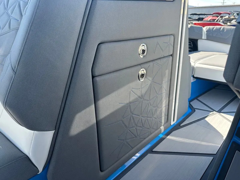 Slide: The Image of Nautique Super Air Nautique G23 Paragon 2026 - 38