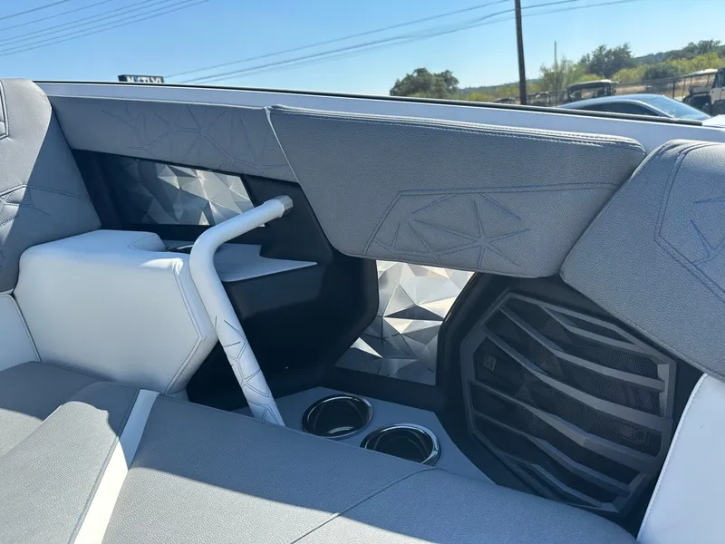 Slide: The Image of Nautique Super Air Nautique G23 Paragon 2026 - 45