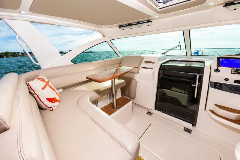 Slide: The Image of Tiara 39 Coronet 2015 - 18