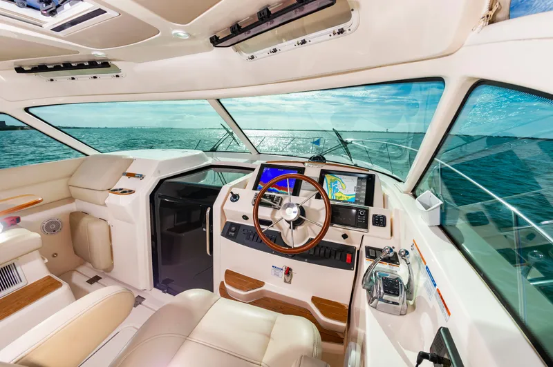 Slide: The Image of Tiara 39 Coronet 2015 - 21