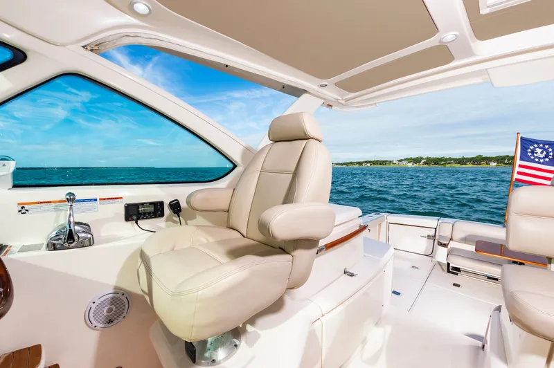 Slide: The Image of Tiara 39 Coronet 2015 - 23